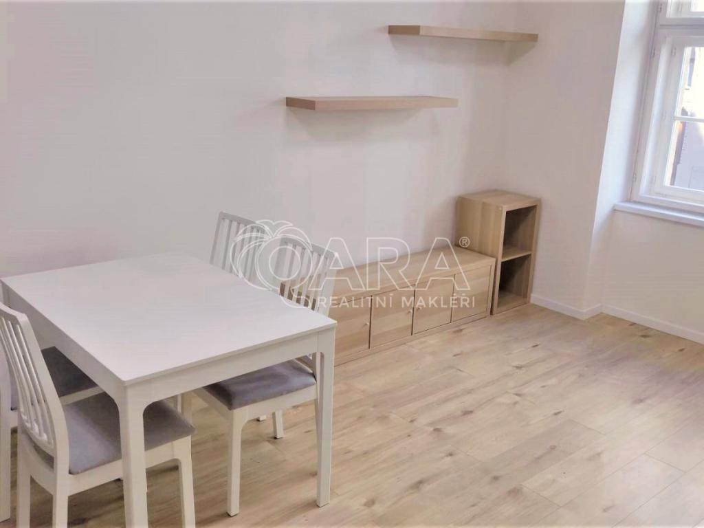 Pronájem bytu 2+kk 48 m2