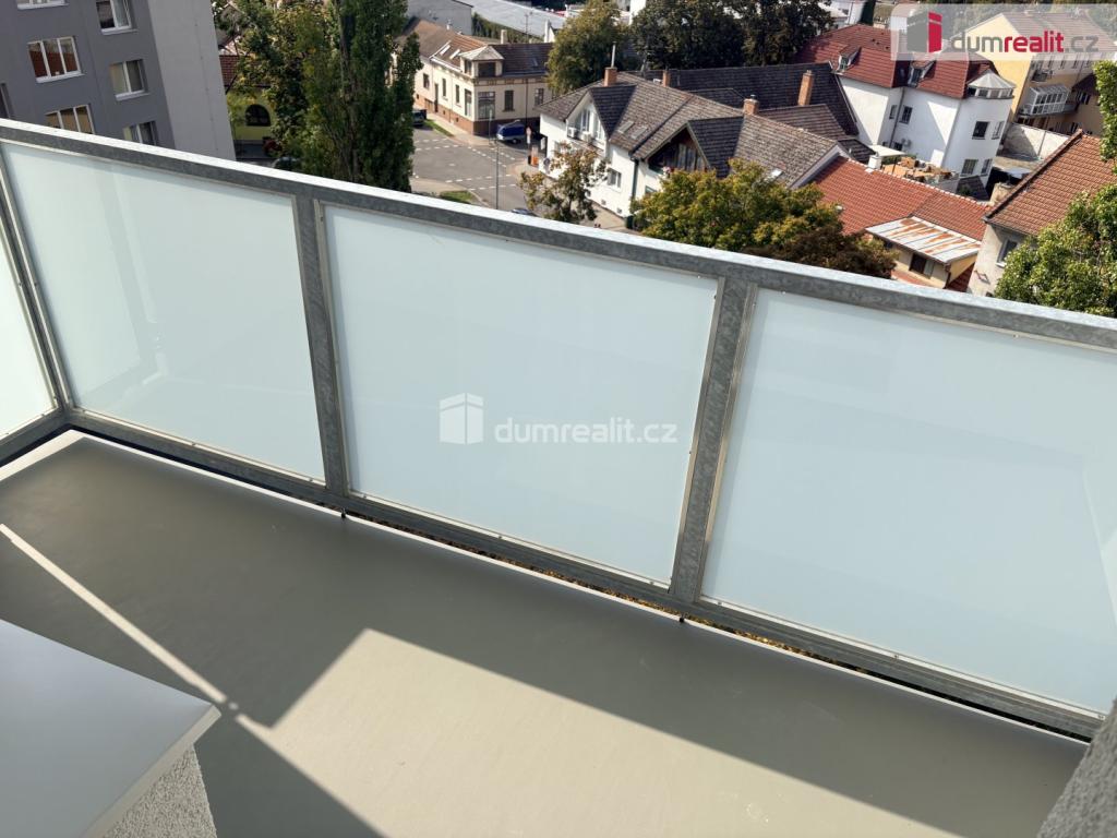 Pronájem bytu 1+kk 25 m2