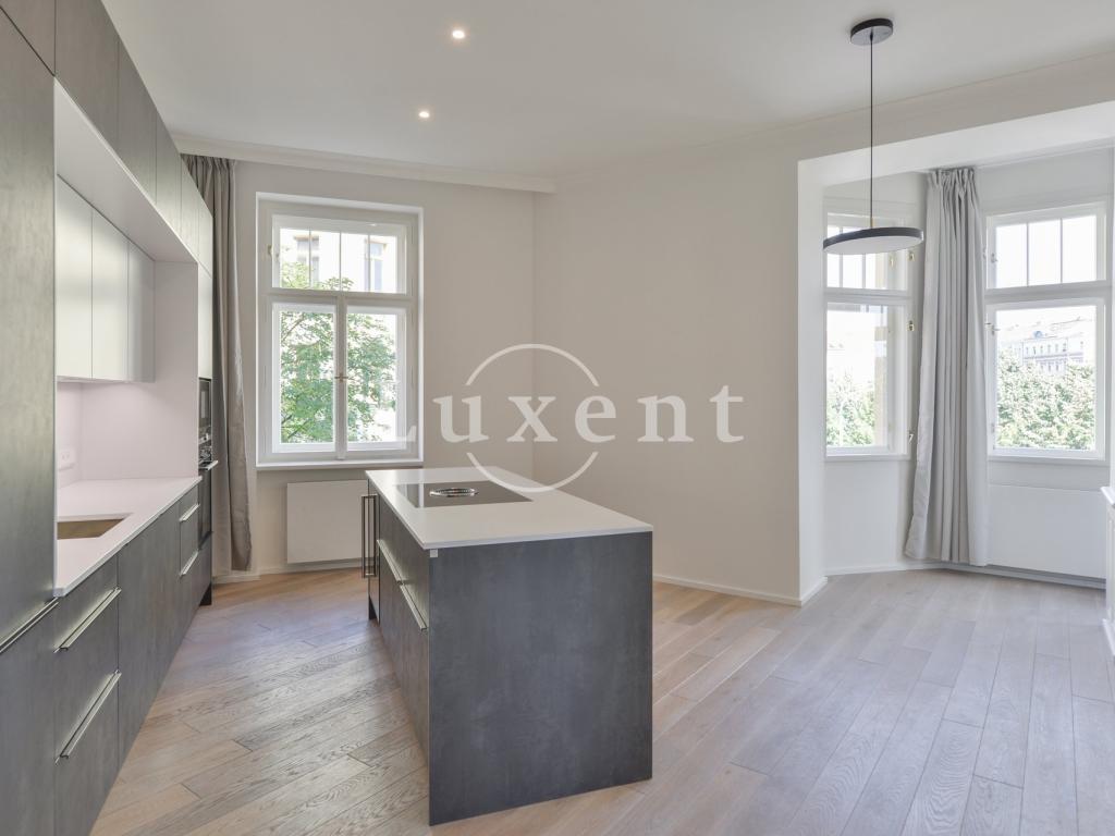 Pronájem bytu 3+kk 137 m2, Praha – náhled fotky 3