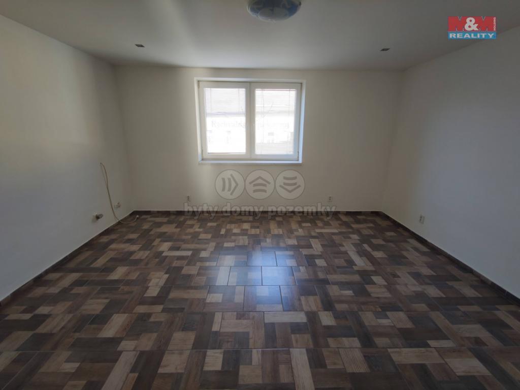 Pronajem bytu 2+1 80 m2