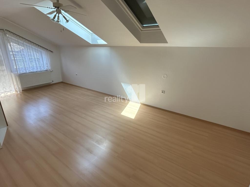 Pronájem domu 279 m2, Humpolec – náhled fotky 17