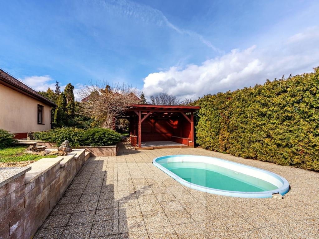 Prodej domu 262 m2, Králův Dvůr – náhled fotky 7