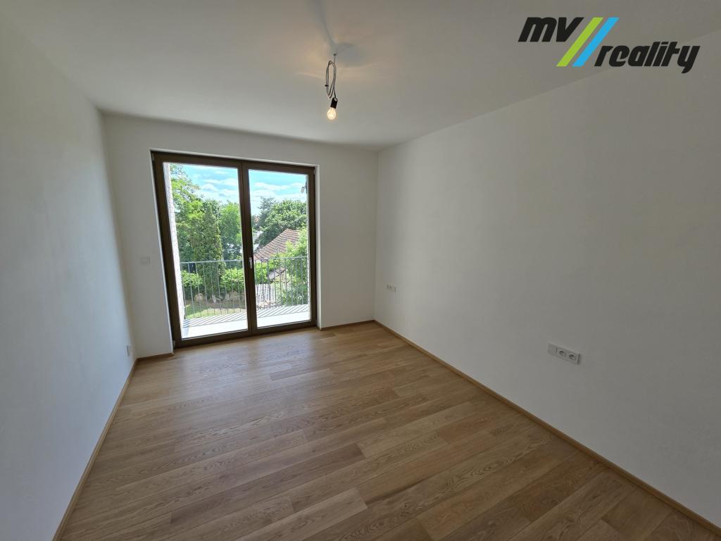 Pronájem bytu 3+kk 72 m2