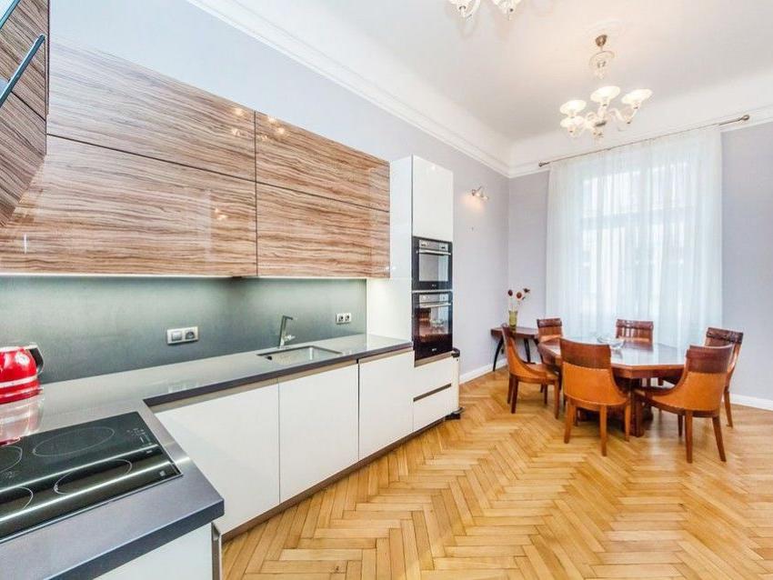 Pronájem bytu 4+1 135 m2