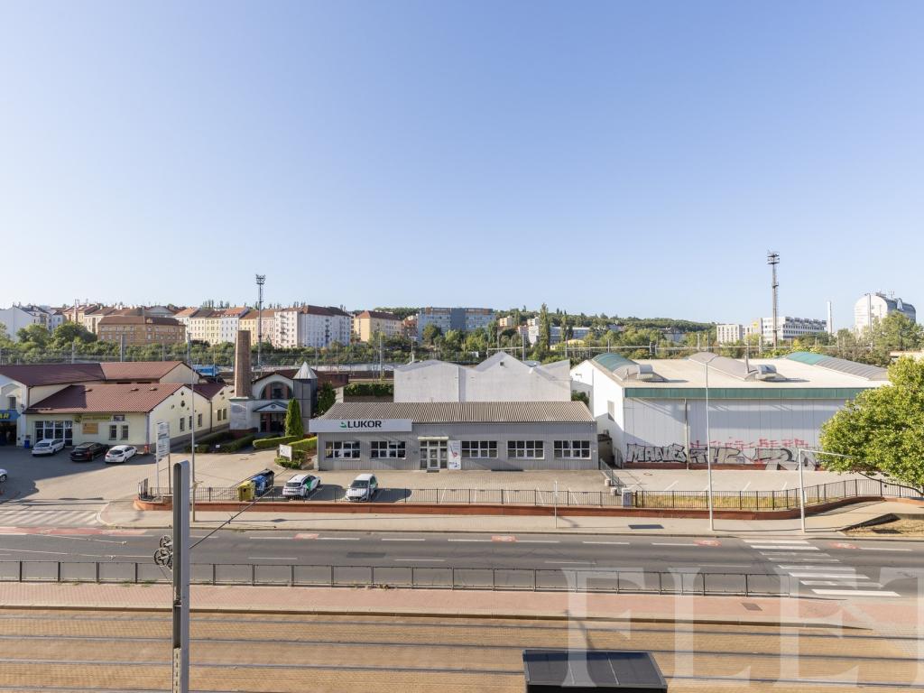 Pronájem bytu 1+kk 33 m2, Praha – náhled fotky 9