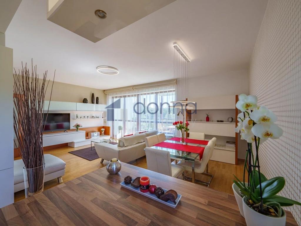 Pronájem bytu 3+kk 80 m2