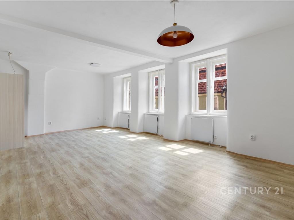Pronájem bytu 3+kk 76 m2