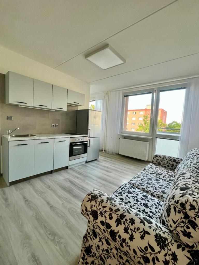 Pronájem bytu 1+kk 26 m2