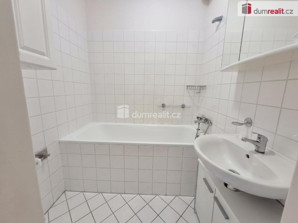 Pronájem bytu 2+kk 40 m2
