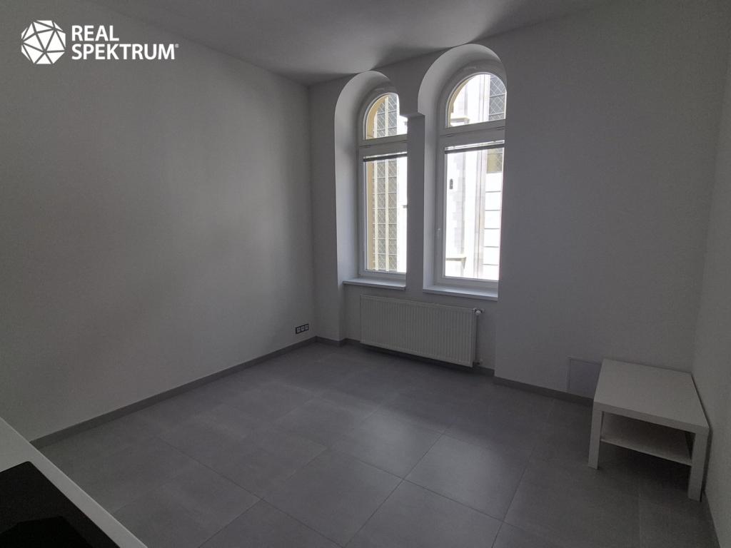Pronájem bytu 1+kk 28 m2