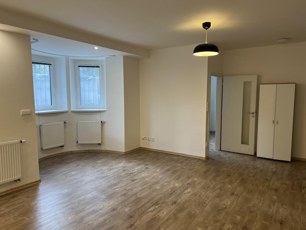 Pronájem bytu 2+kk 60 m2