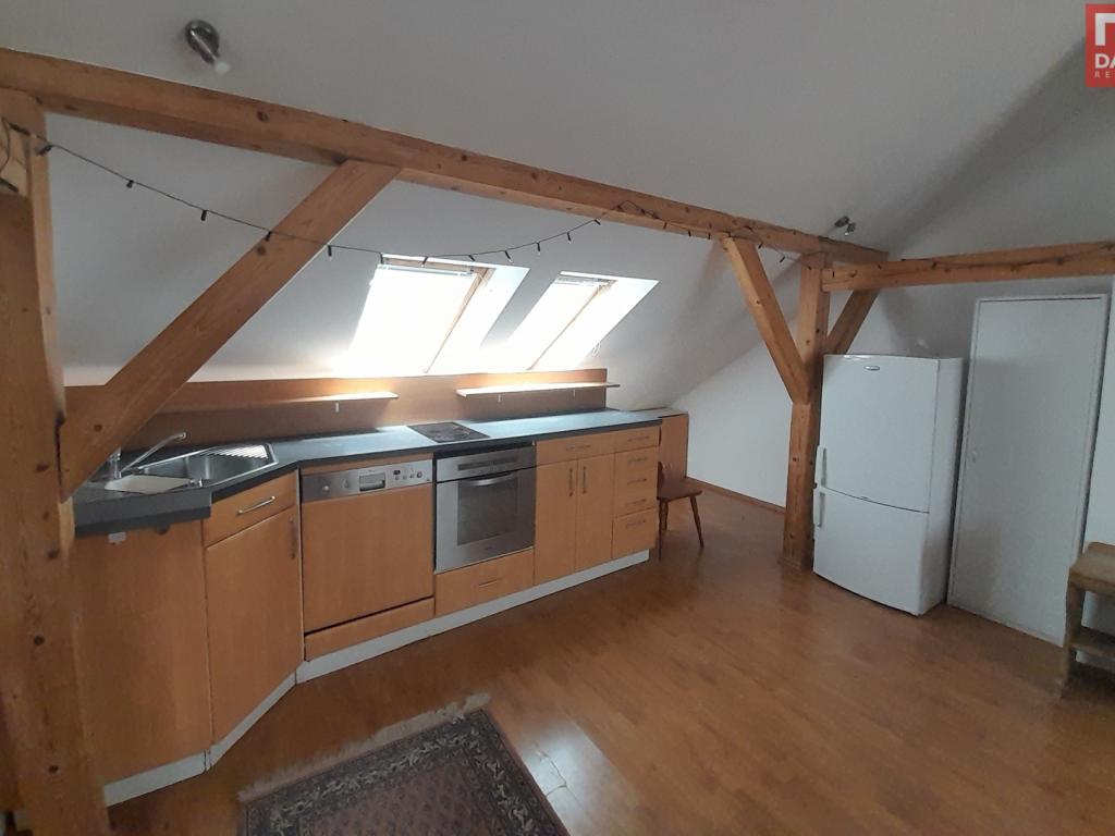 Pronájem bytu 2+kk 89 m2