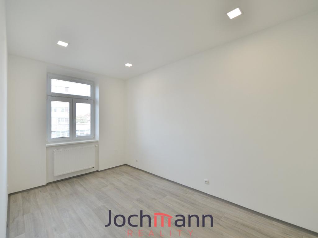 Pronájem bytu 2+kk 43 m2, České Budějovice – náhled fotky 8