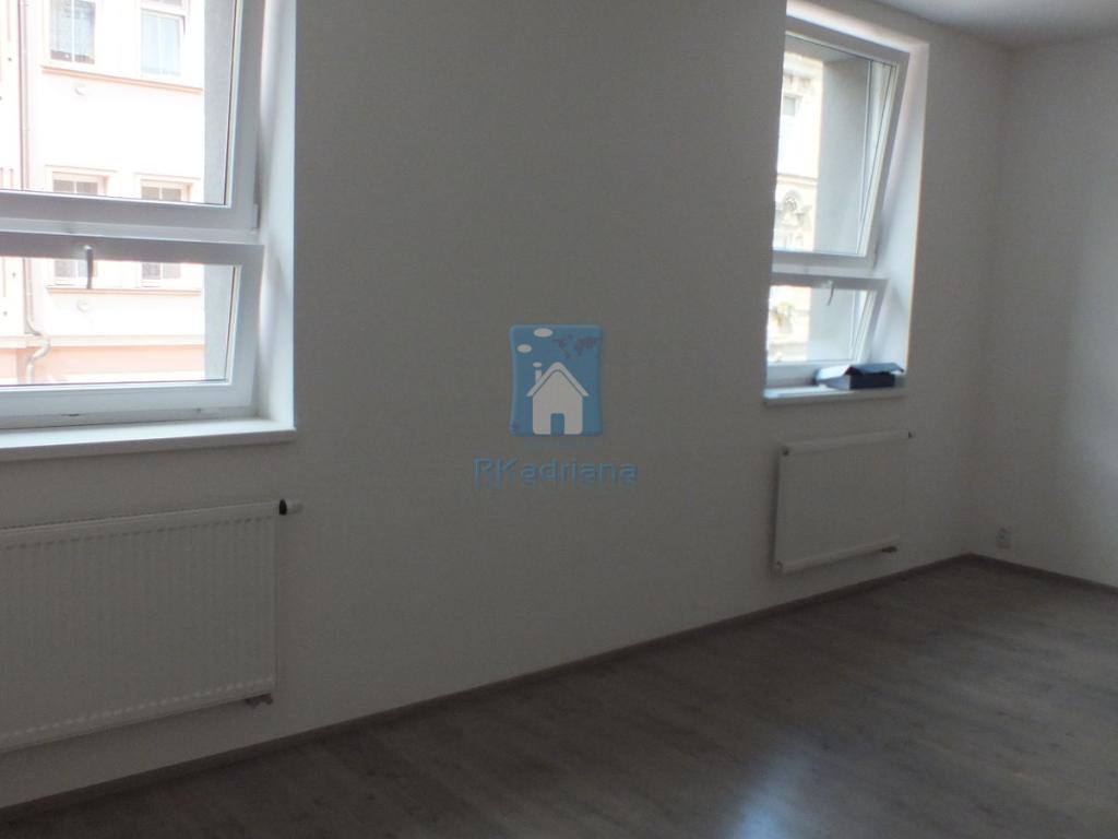 Pronájem bytu 2+kk 54 m2