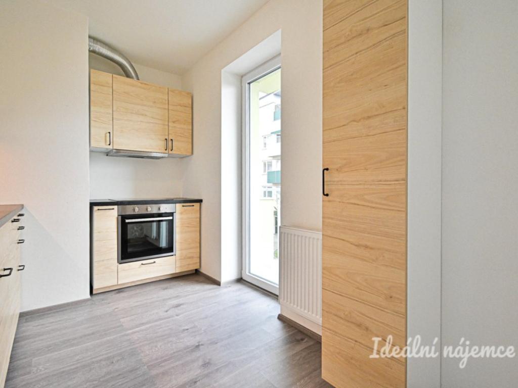 Pronájem bytu 1+kk 33 m2