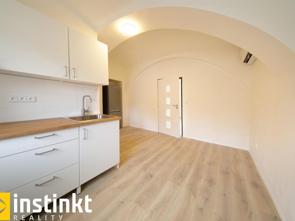 Pronájem bytu 1+1 50 m2