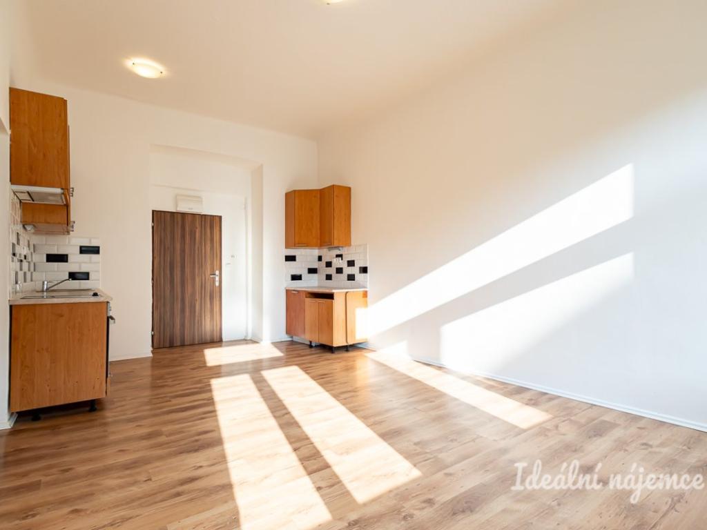 Pronájem bytu 2+kk 46 m2