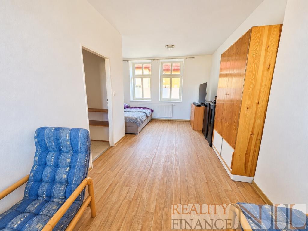 Pronájem bytu 1+kk 35 m2