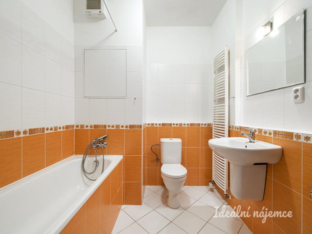 Pronájem bytu 1+kk 34 m2