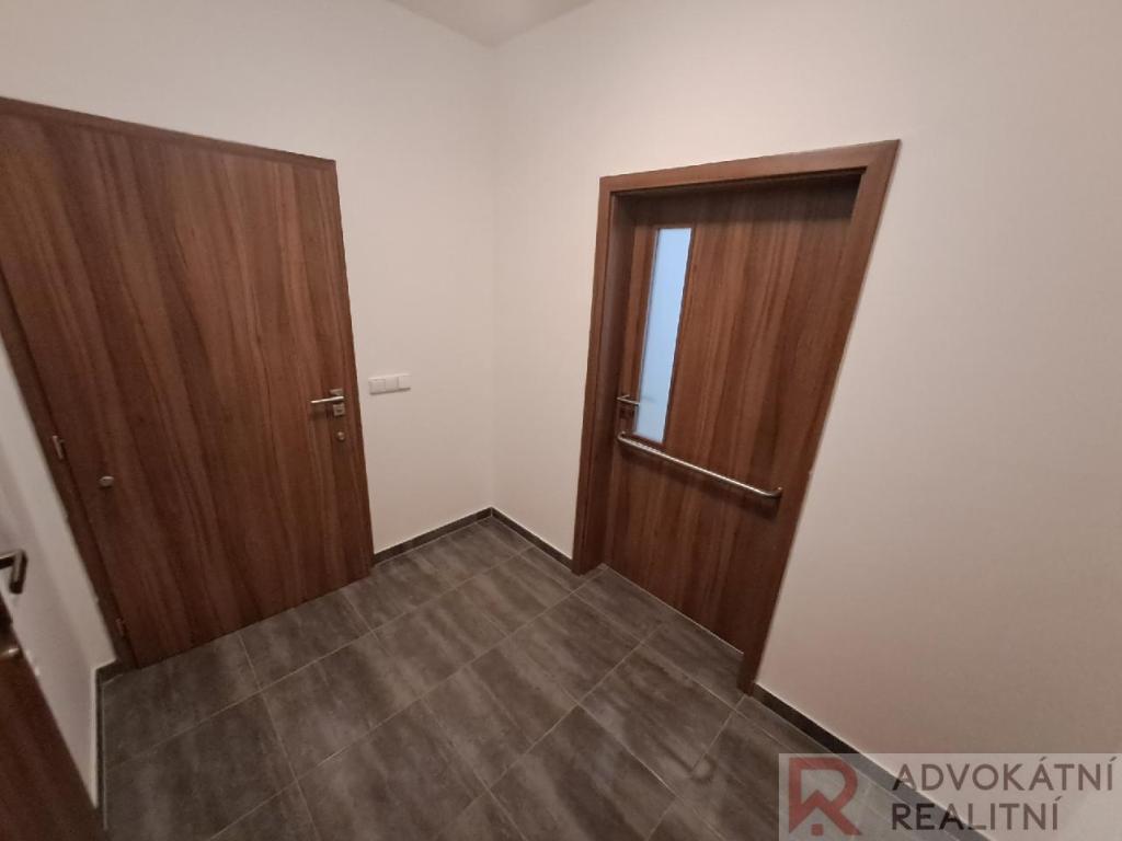 Pronájem bytu 1+kk 33 m2