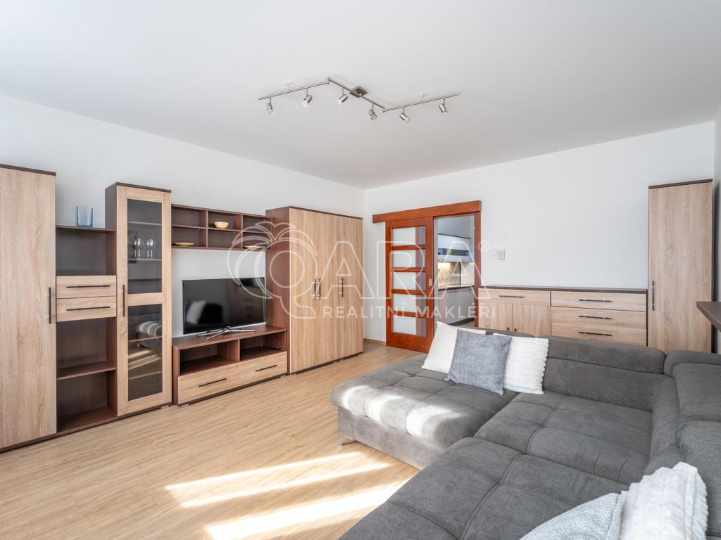 Pronájem bytu 1+1 48 m2