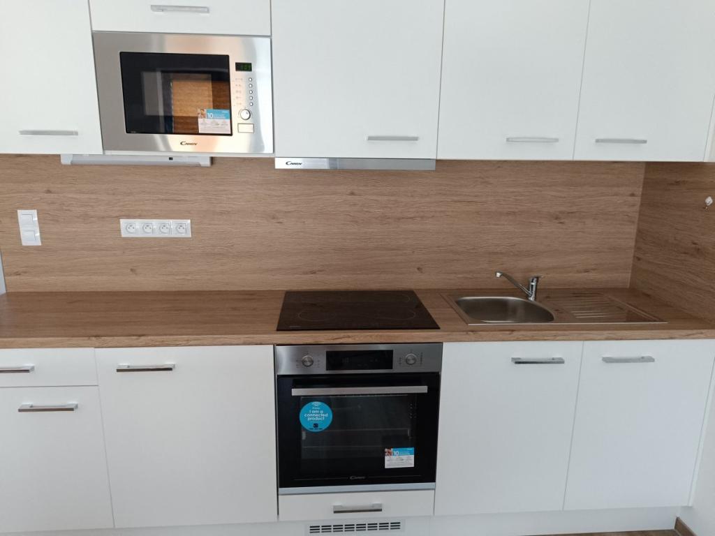 Pronájem bytu 1+kk 29 m2