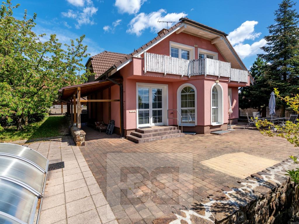 fivePlusRooms, Lány - Lipová, 15500000 Kč, 314 m2