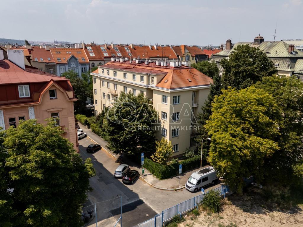 Prodej bytu 1+1 53 m2, Praha – náhled fotky 29