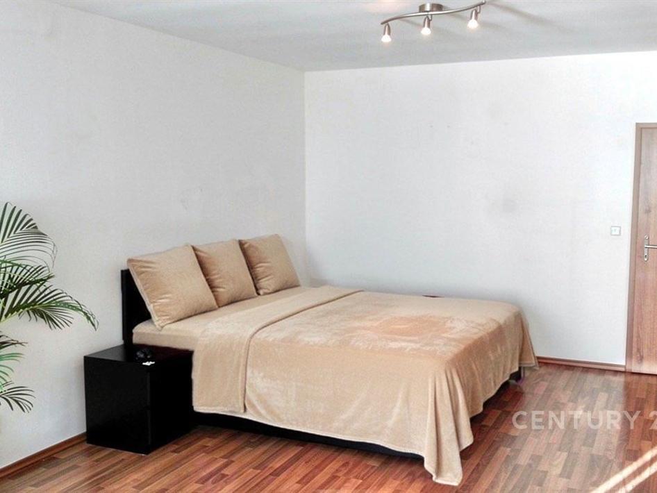 Pronájem bytu 2+kk 65 m2