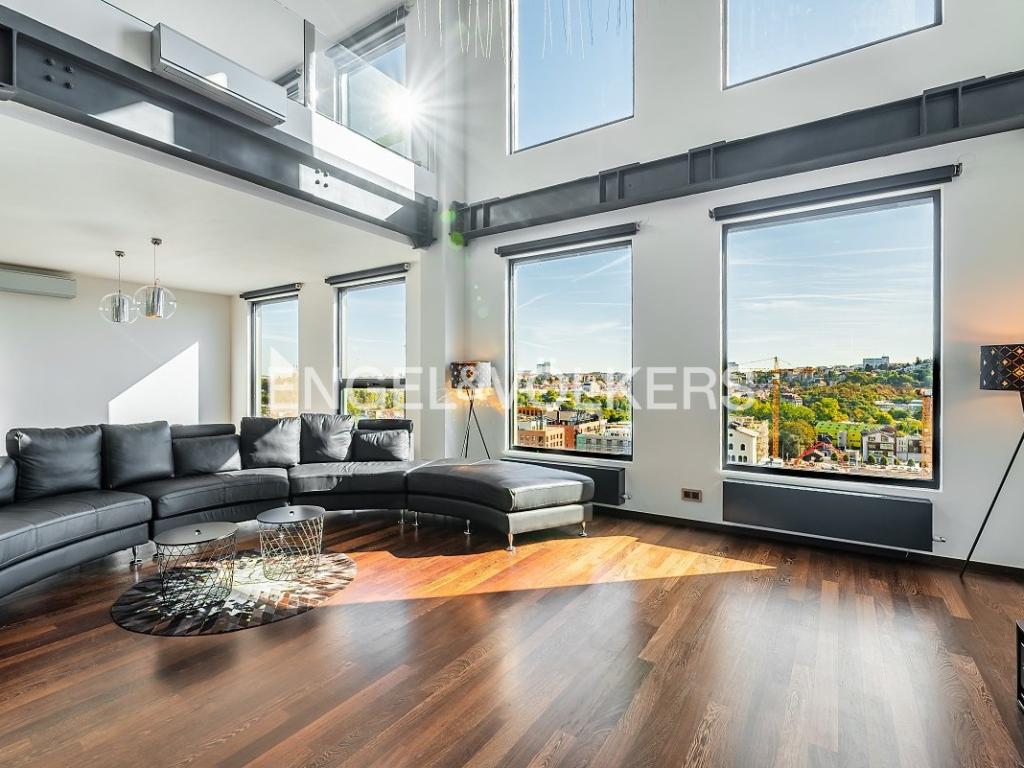 Pronájem bytu 3+kk 288 m2