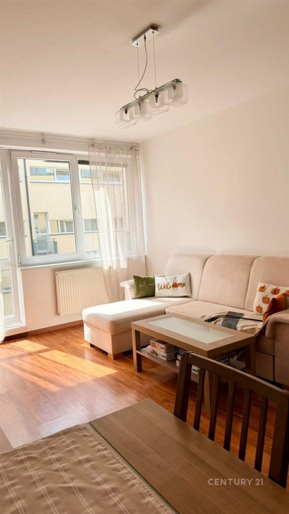 Pronájem bytu 2+kk 50 m2