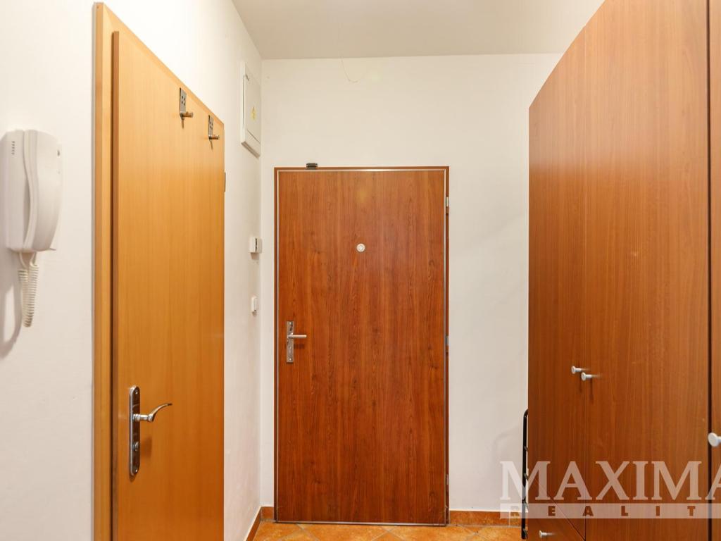 Prodej bytu 1+kk 36 m2, Praha – náhled fotky 19