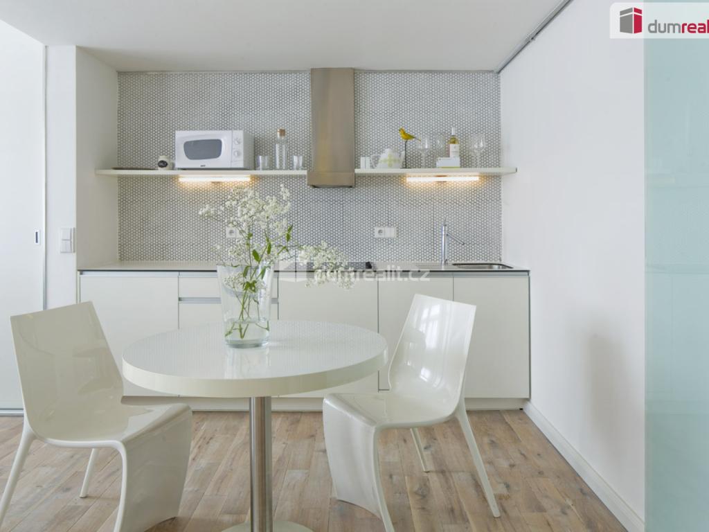 Pronájem bytu 2+kk 53 m2