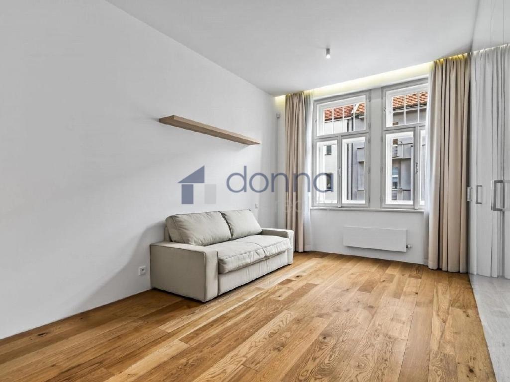 Pronájem bytu 3+kk 109 m2