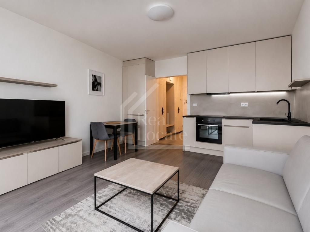 Pronájem bytu 1+kk 32 m2