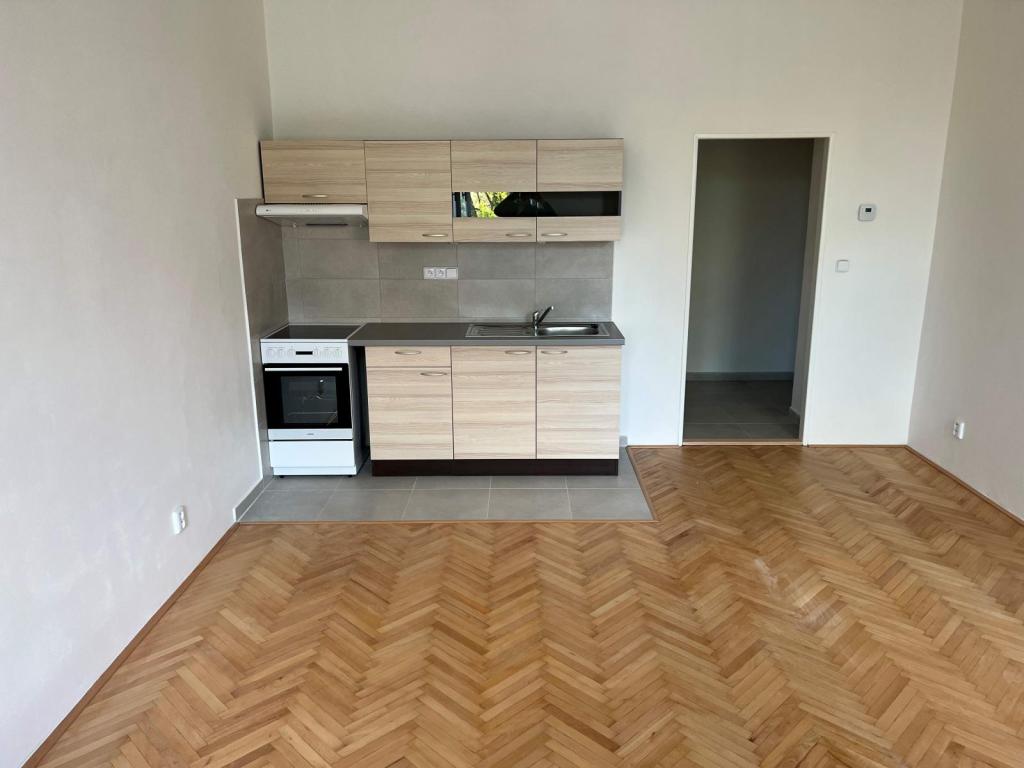 Pronájem bytu 2+kk 48 m2