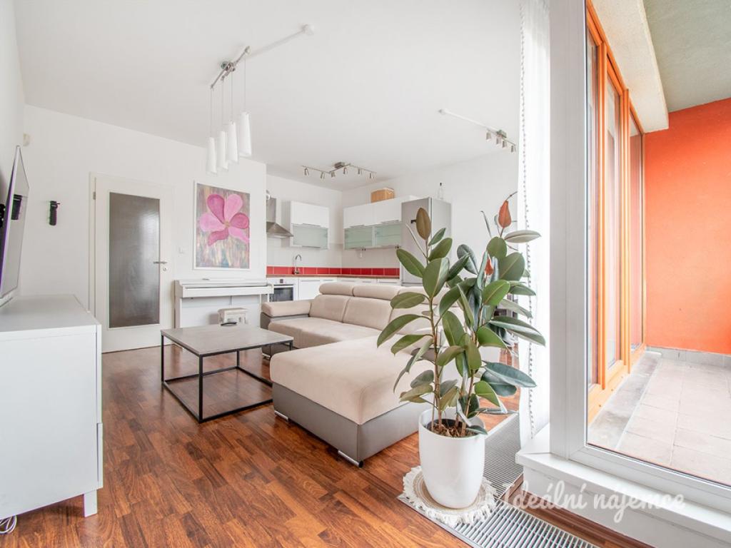 Pronájem bytu 2+kk 70 m2