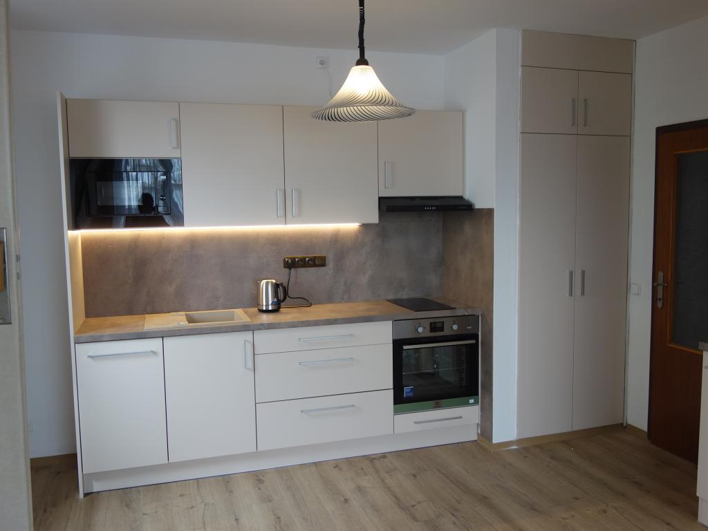 Pronájem bytu 2+1 57 m2
