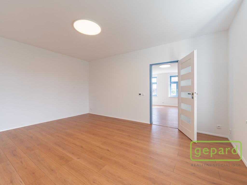 Pronájem bytu 3+kk 64 m2, Chlum Svaté Maří – náhled fotky 10