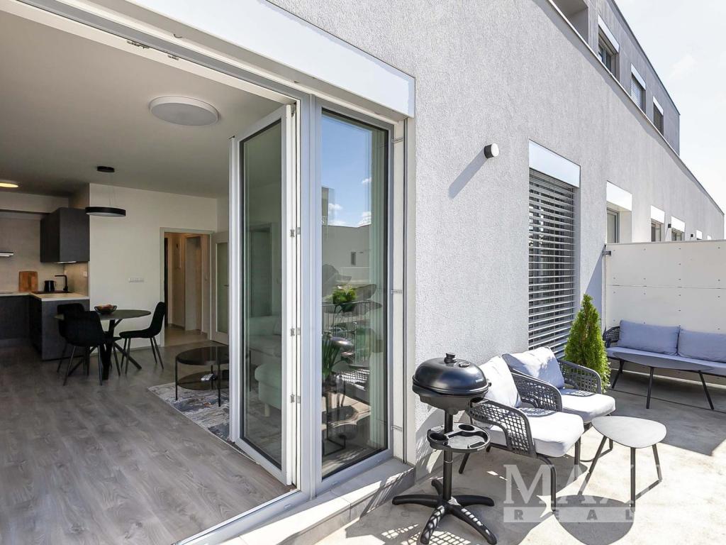 Pronájem bytu 2+kk 50 m2