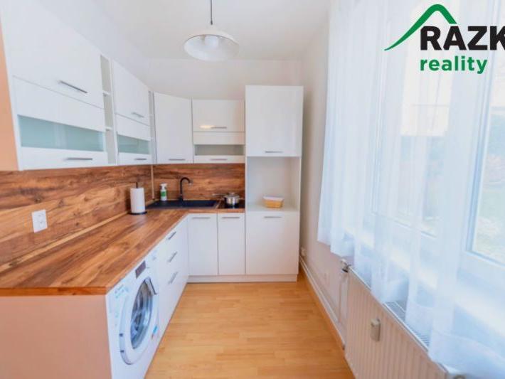 Pronájem bytu 1+kk 30 m2