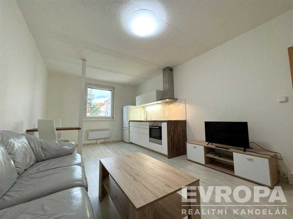 Pronájem 2+kk, Plzeň - Mohylová, 13000 Kč, 48 m2